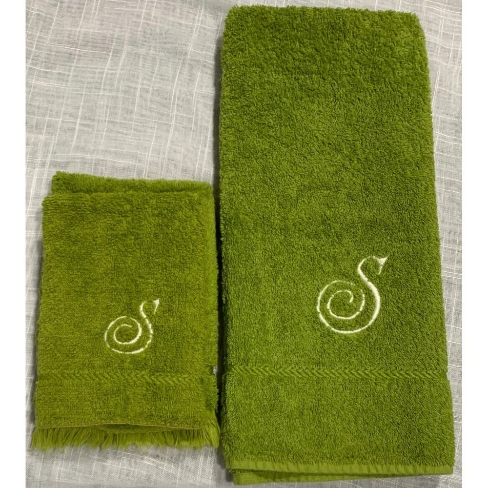 Martex Luxor Cottage Vintage Green Monogram 